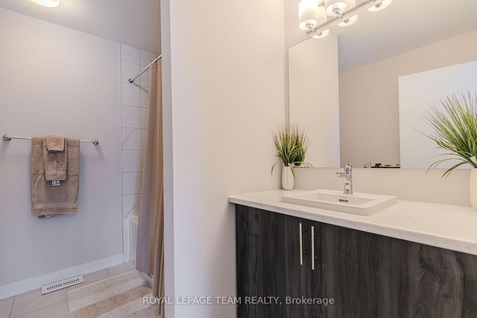 408 Epoch Street • Ottawa, ON photo 24