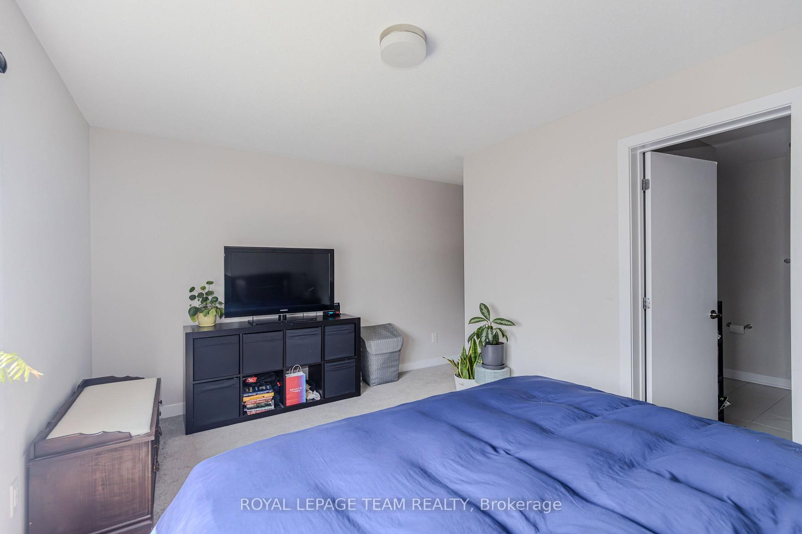 408 Epoch Street • Ottawa, ON photo 26