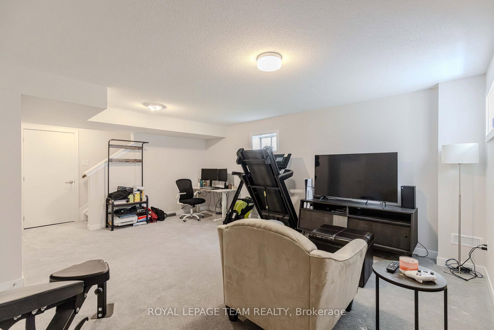 408 Epoch Street • Ottawa, ON photo 36