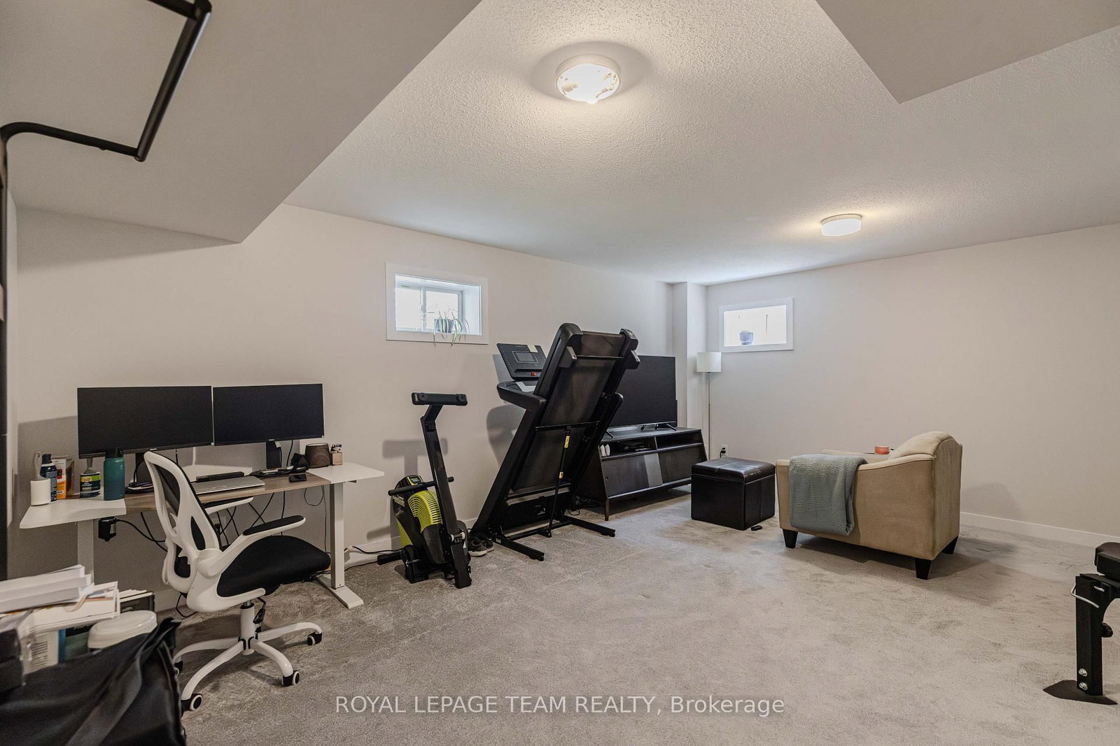 408 Epoch Street • Ottawa, ON photo 37