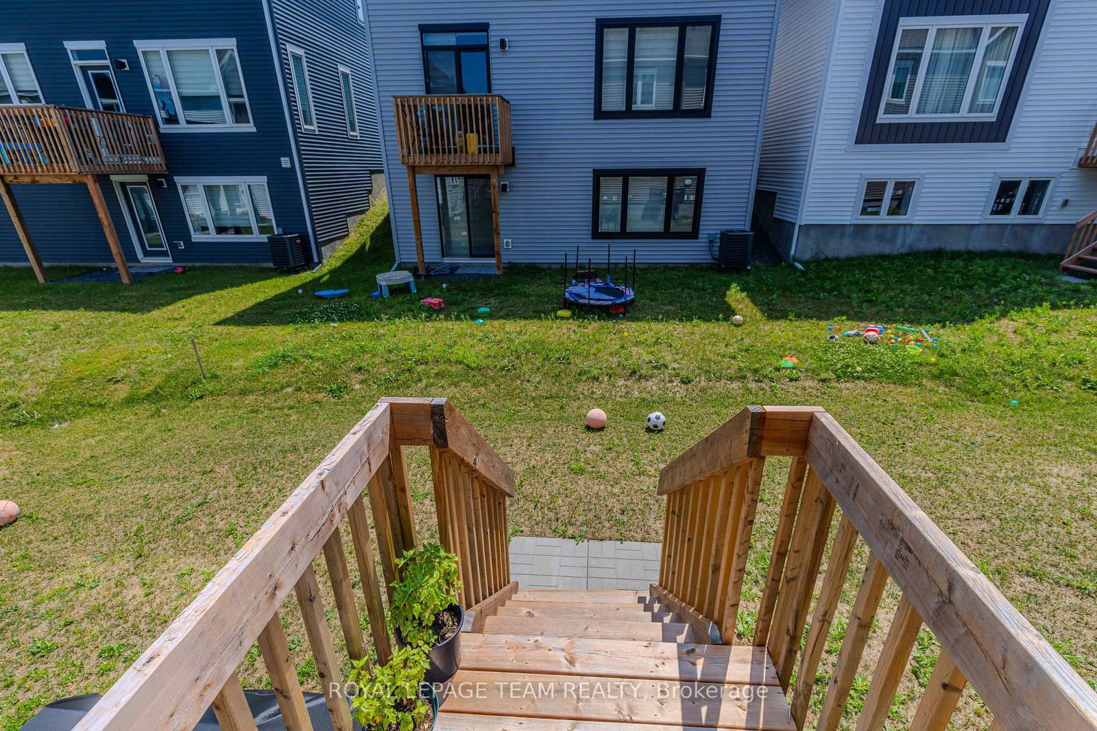 408 Epoch Street • Ottawa, ON photo 38
