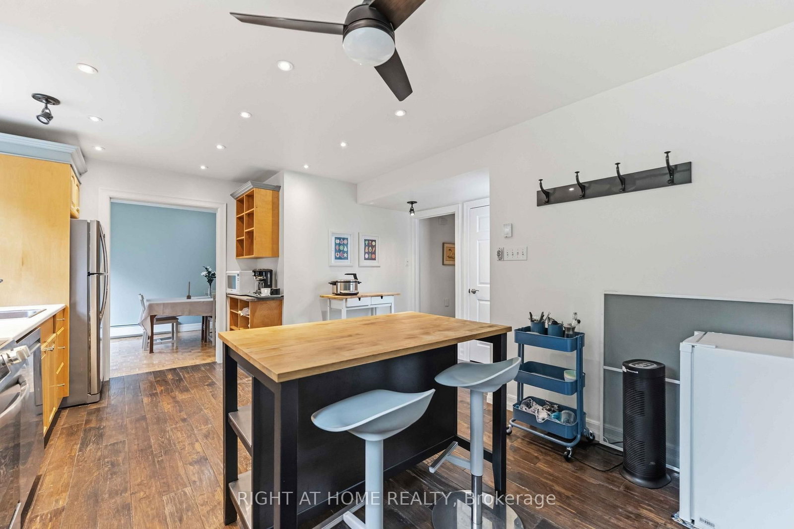 73 Hobart Crescent • Ottawa, ON photo 12