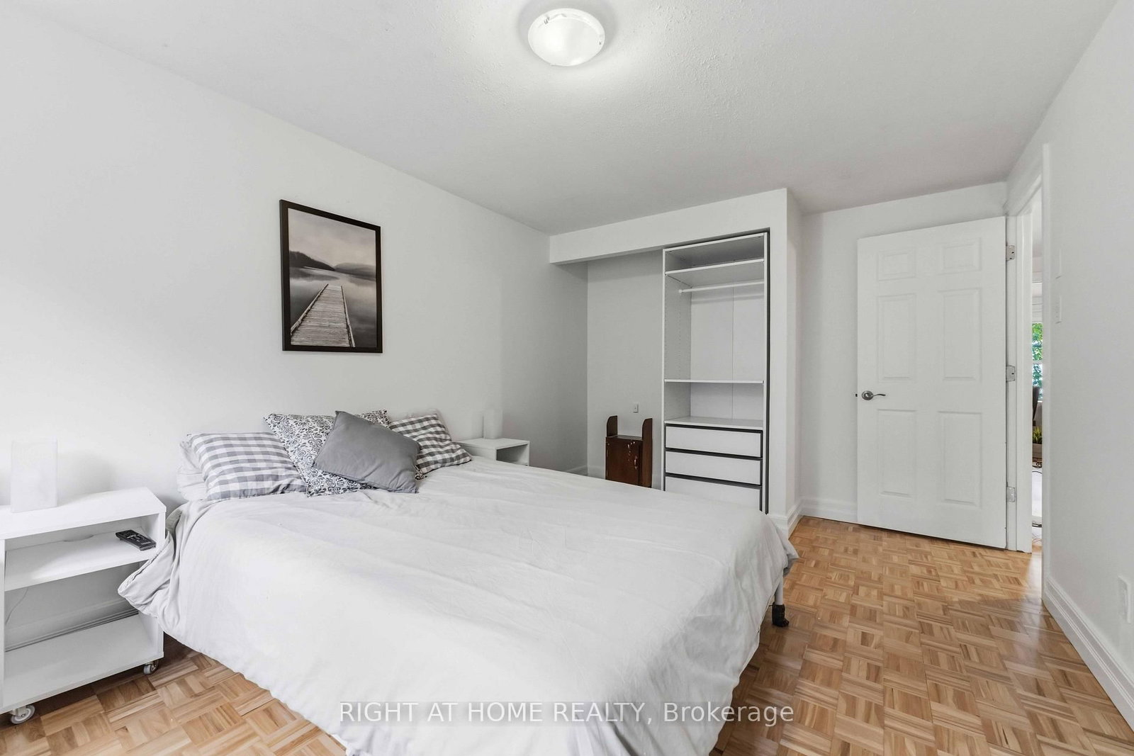 73 Hobart Crescent • Ottawa, ON photo 16