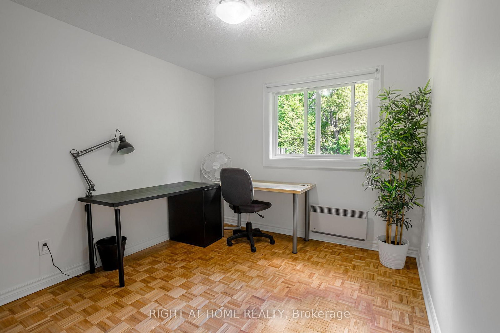 73 Hobart Crescent • Ottawa, ON photo 17