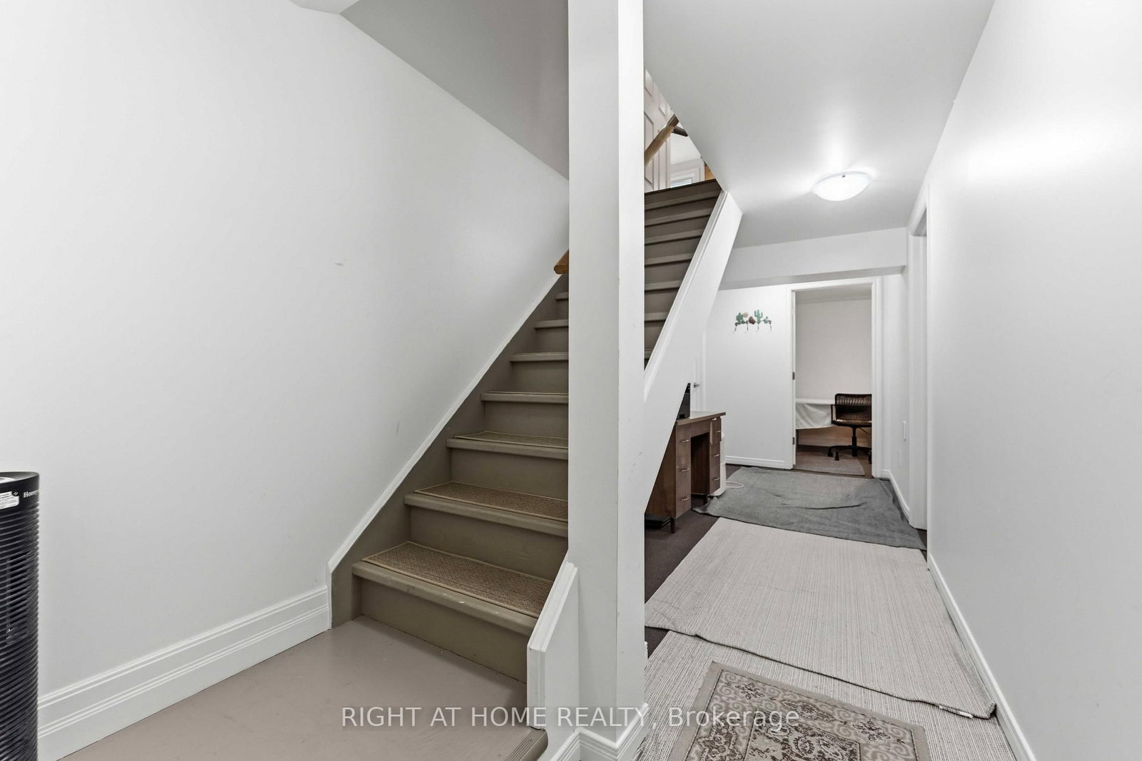 73 Hobart Crescent • Ottawa, ON photo 23