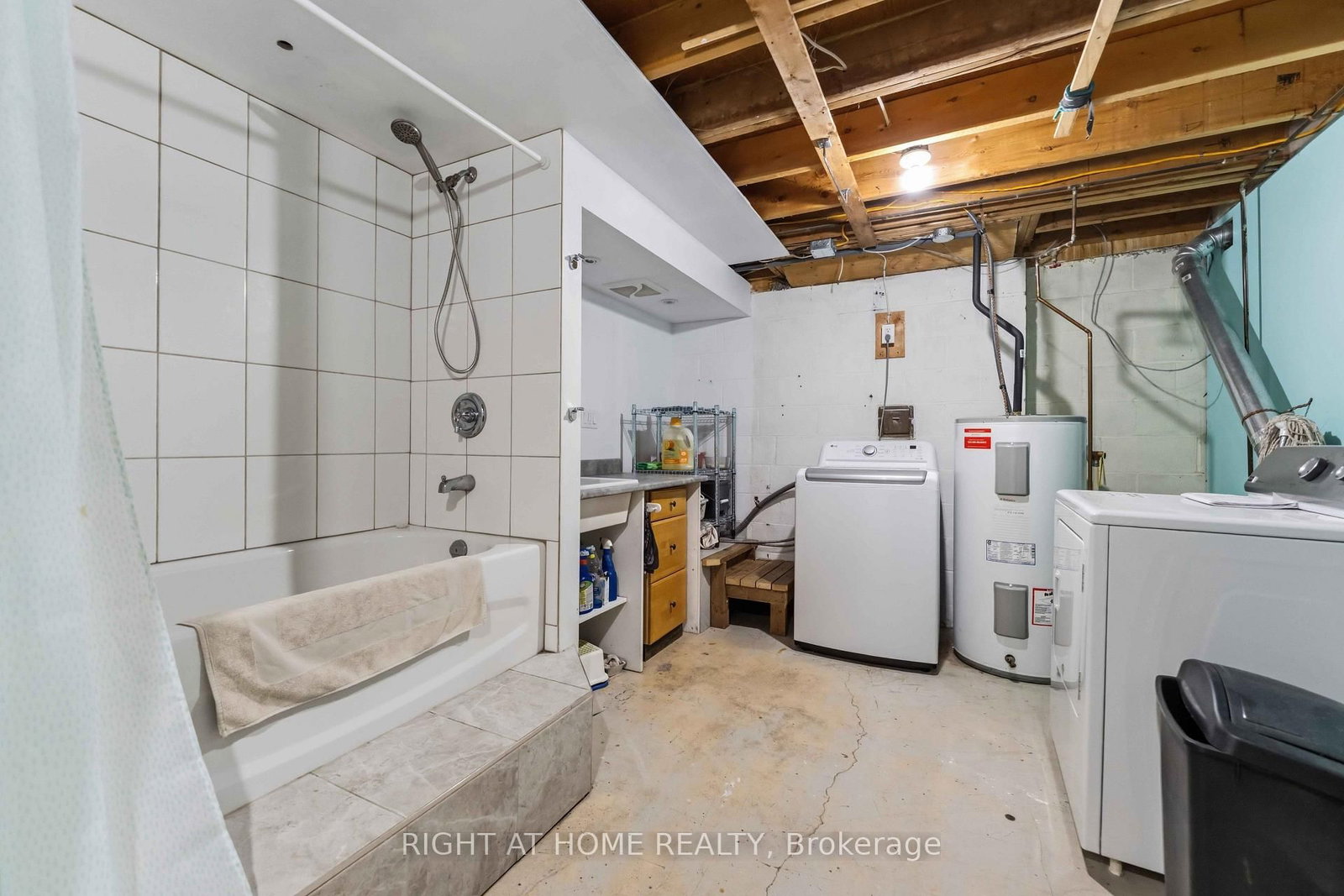 73 Hobart Crescent • Ottawa, ON photo 24