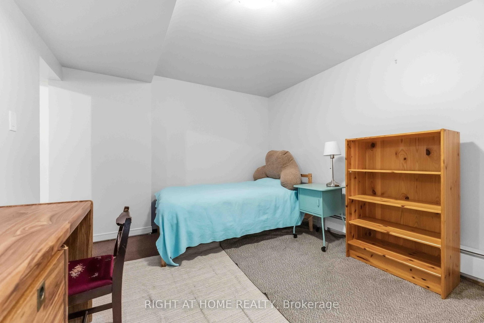 73 Hobart Crescent • Ottawa, ON photo 25