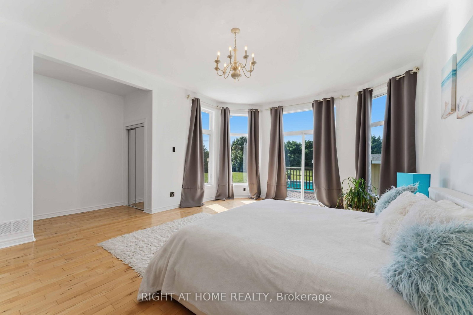 1607 Landel Drive • Ottawa, ON photo 21