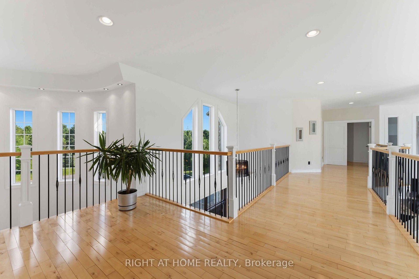 1607 Landel Drive • Ottawa, ON photo 27