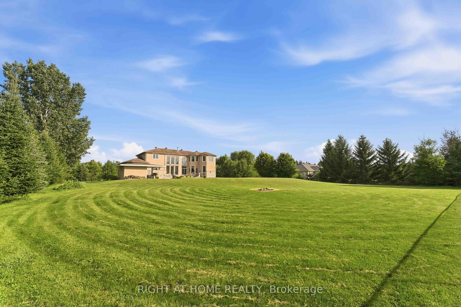 1607 Landel Drive • Ottawa, ON photo 46