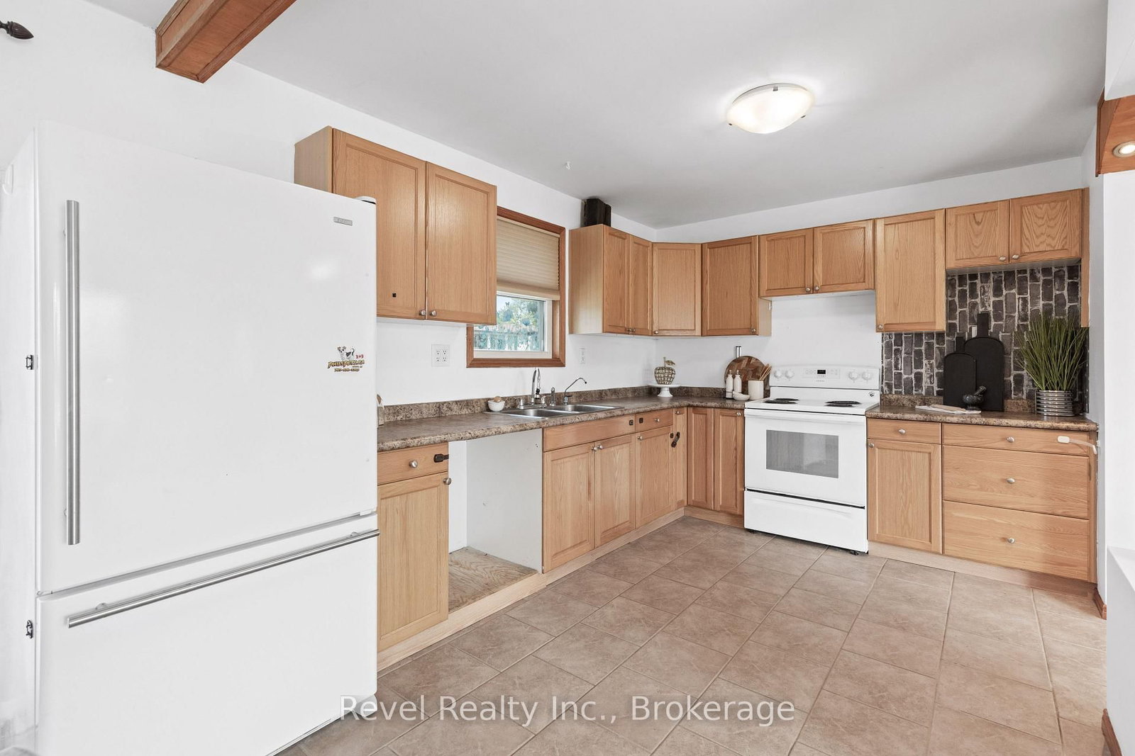 142 Sanderling Crescent • Kawartha Lakes, ON photo 18