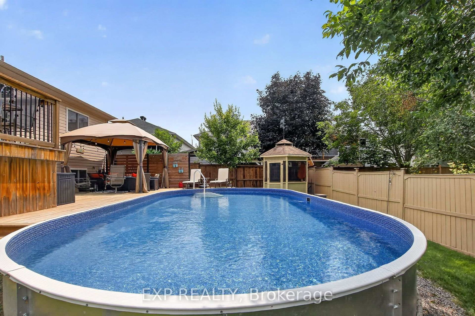 395 Jamieson Street • Almonte, ON photo 36