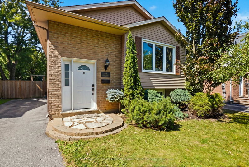 252 Ardsley Crescent