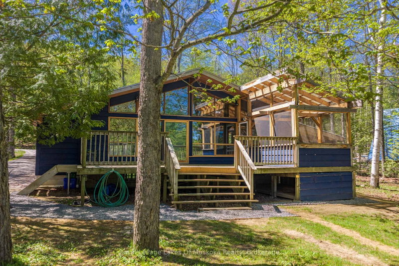1213 Sherwood Forest Road