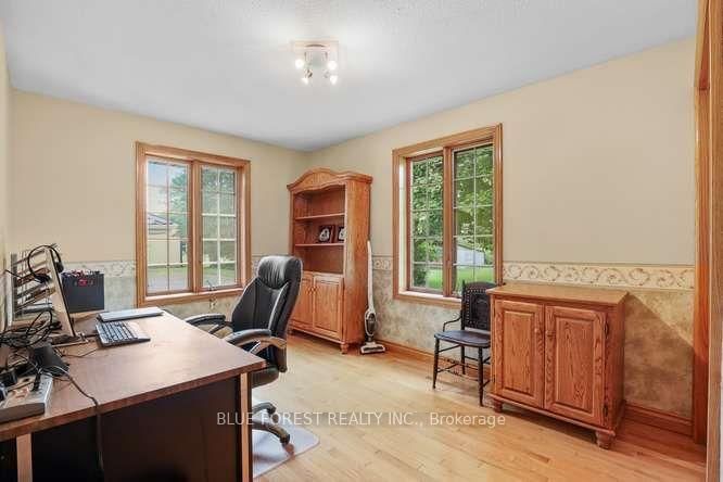 9869 Currie Road • Dutton/Dunwich, ON photo 23