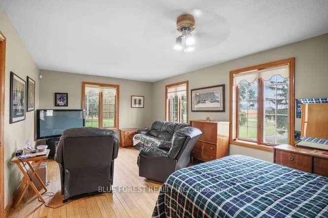9869 Currie Road • Dutton/Dunwich, ON photo 24