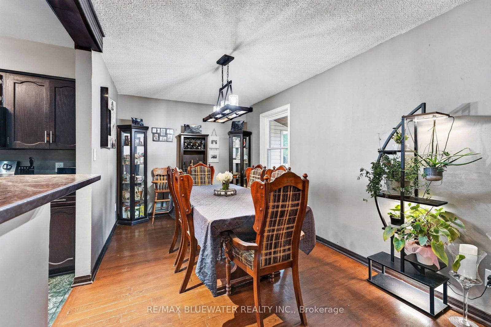 210 Hill Street • Central Huron, ON photo 11