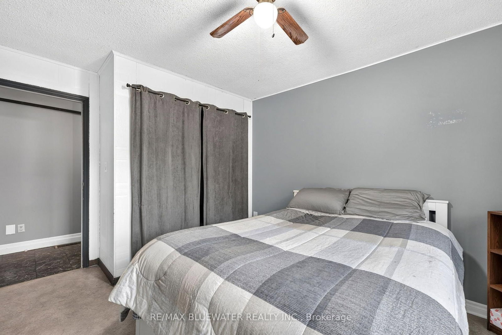 210 Hill Street • Central Huron, ON photo 15