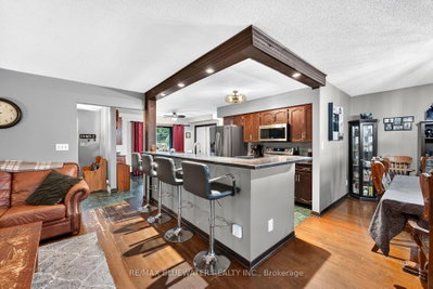 210 Hill Street • Central Huron, ON photo 2