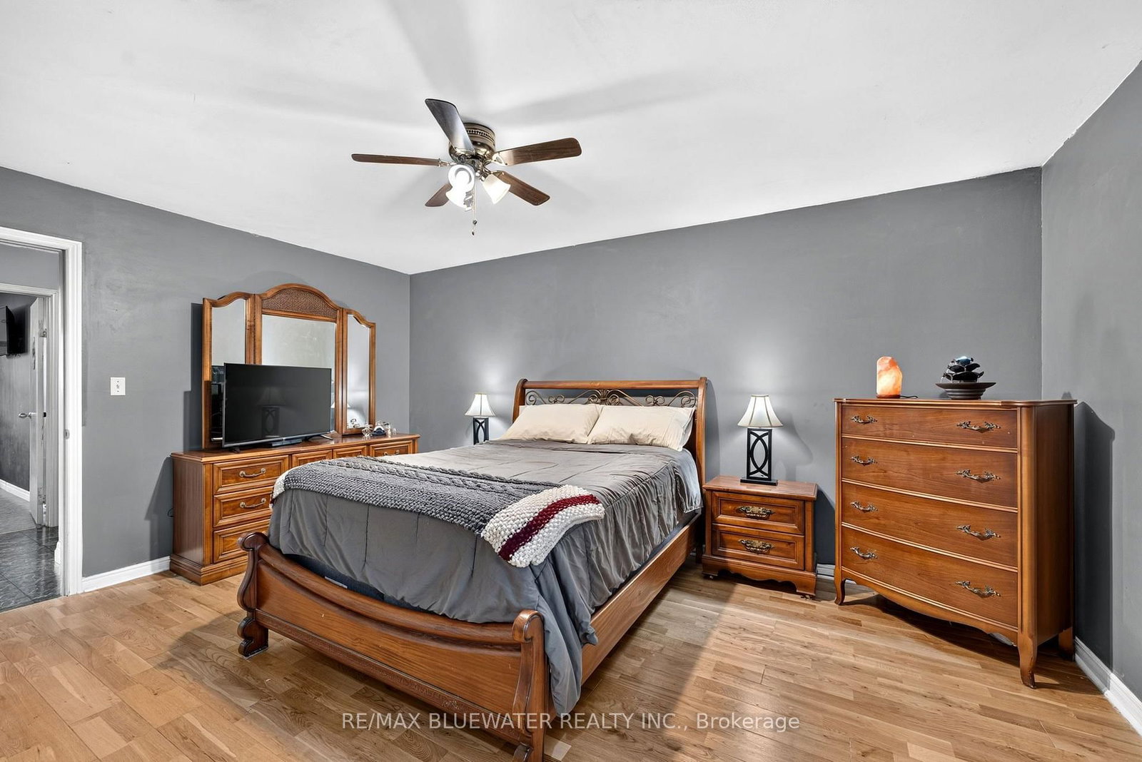 210 Hill Street • Central Huron, ON photo 20