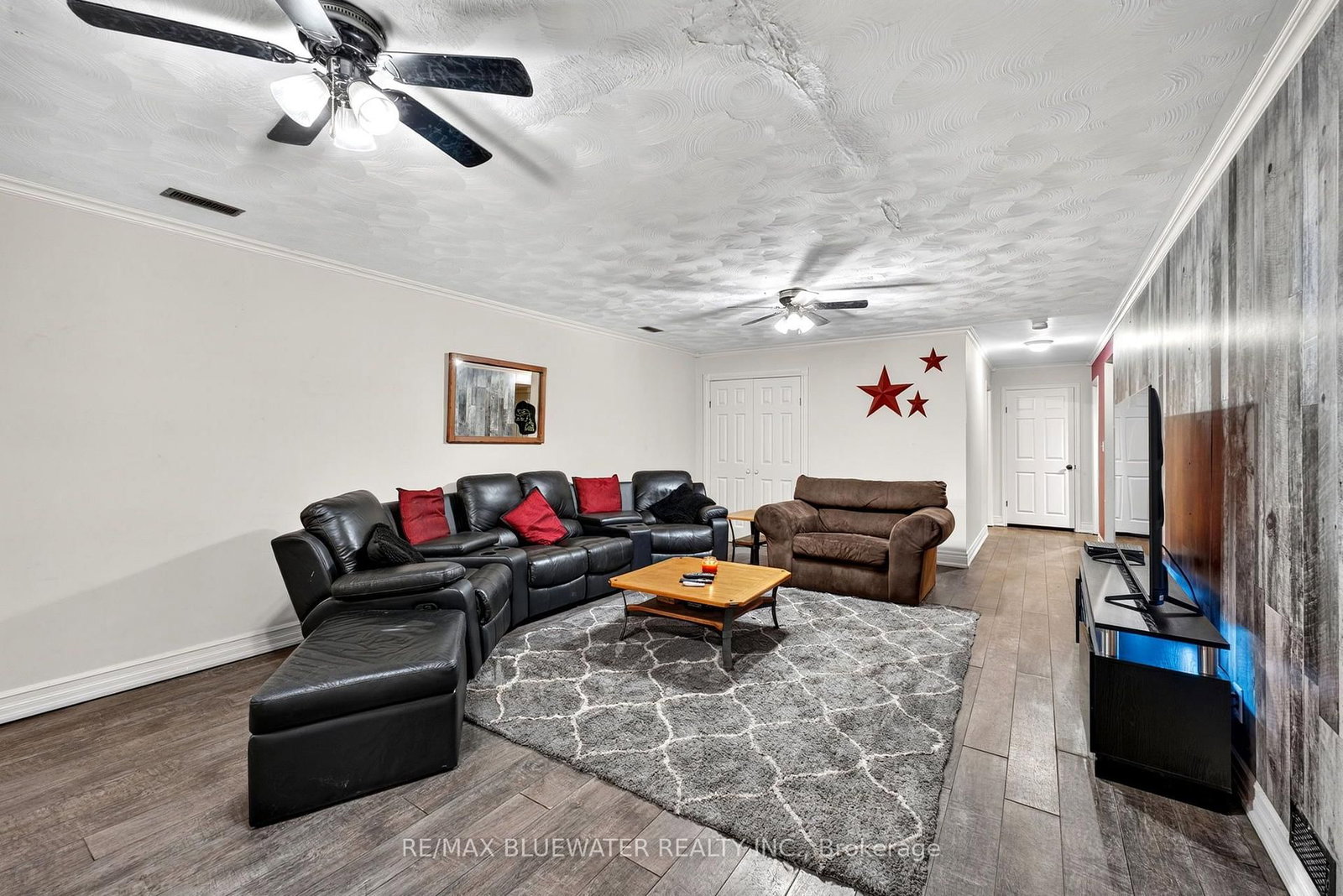 210 Hill Street • Central Huron, ON photo 26