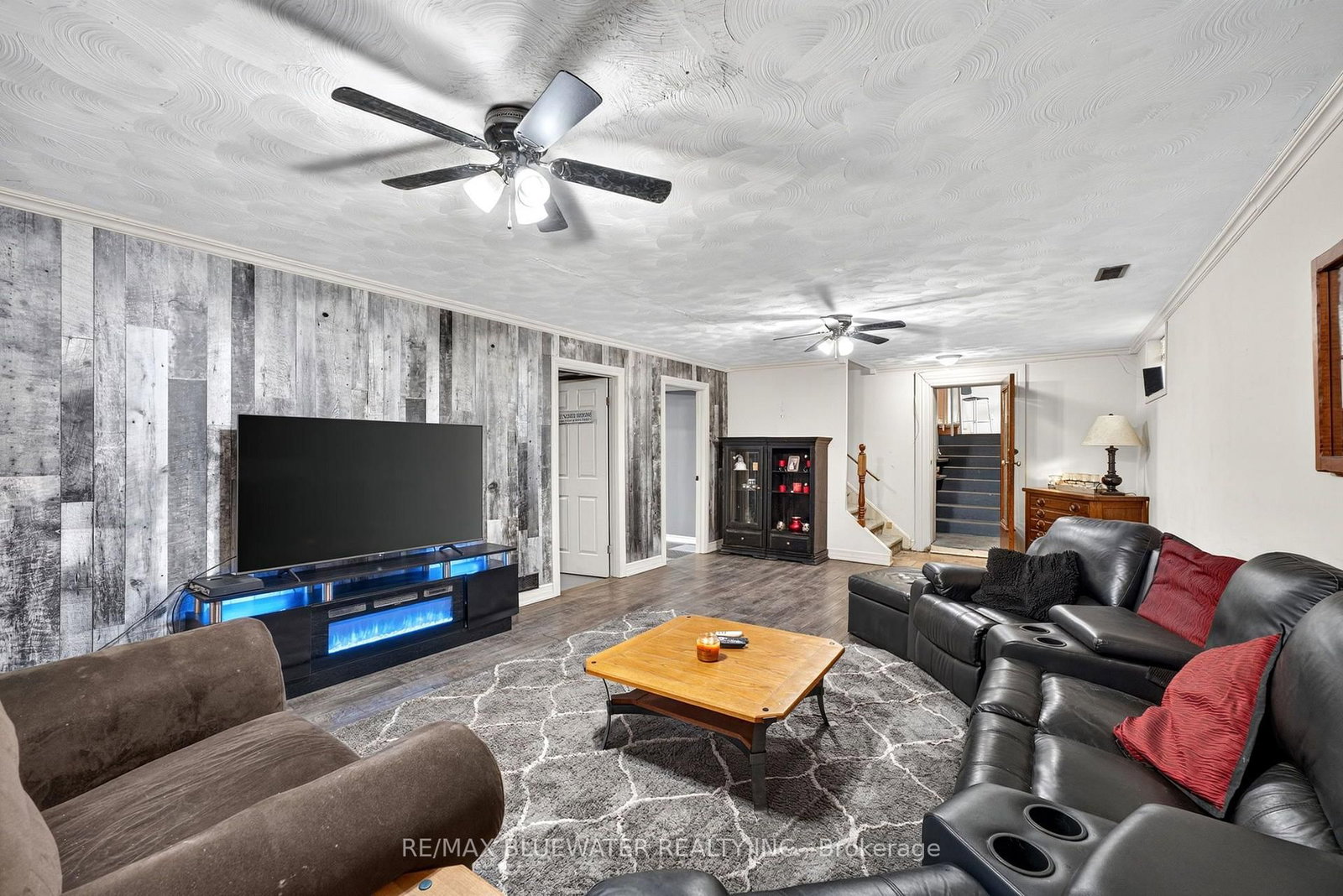 210 Hill Street • Central Huron, ON photo 27
