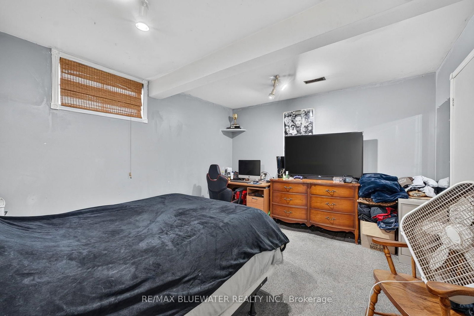 210 Hill Street • Central Huron, ON photo 32