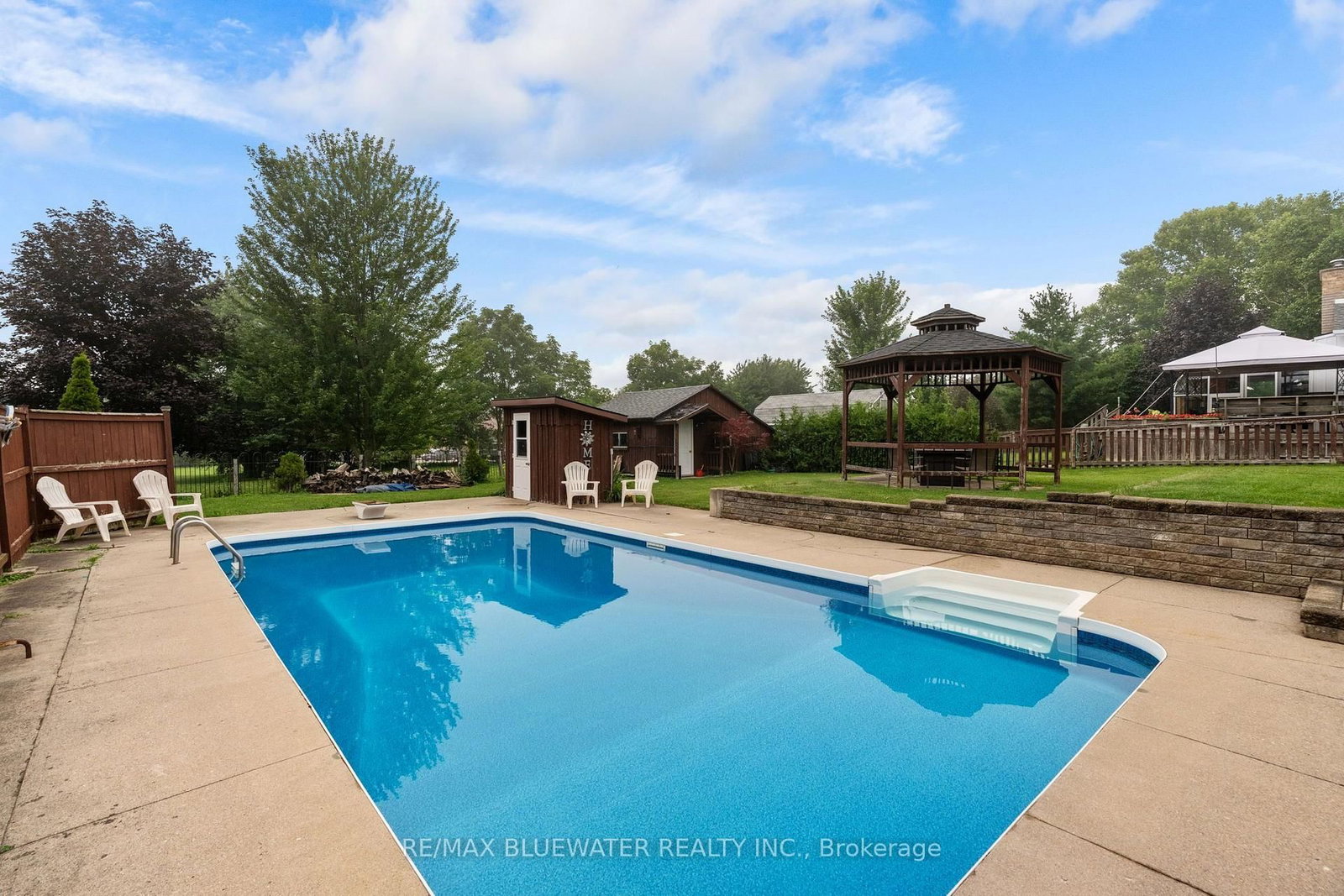 210 Hill Street • Central Huron, ON photo 34