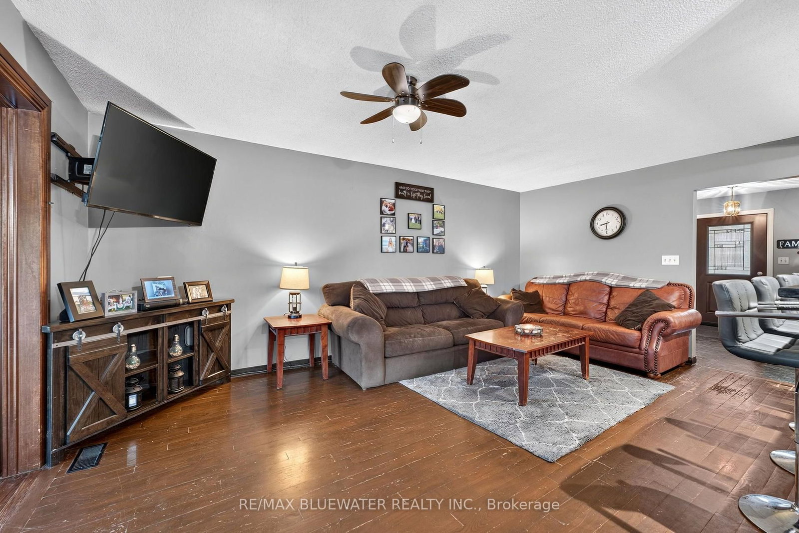 210 Hill Street • Central Huron, ON photo 6