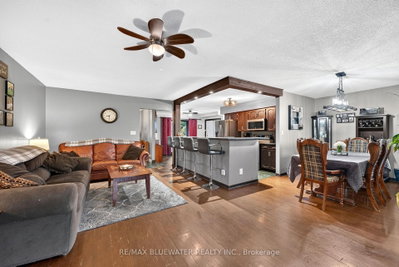 210 Hill Street • Central Huron, ON photo 8