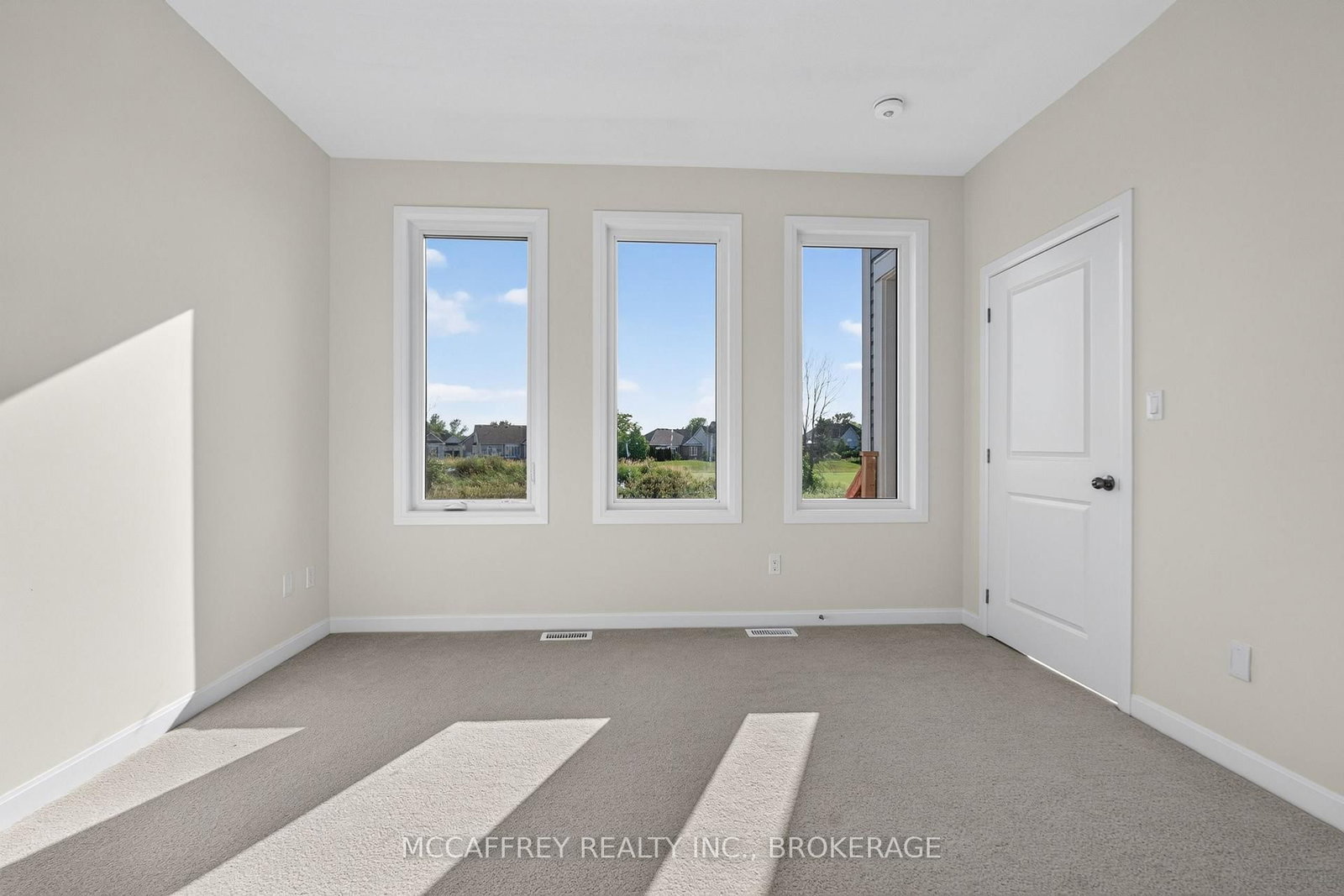 42 Golf Links Drive • Bath, ON photo 18