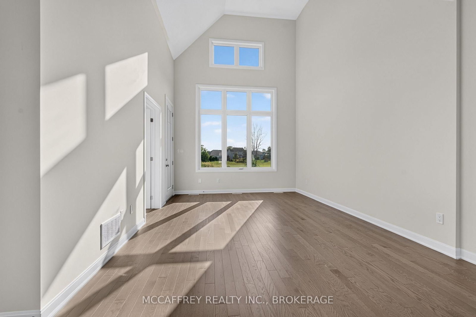 42 Golf Links Drive • Bath, ON photo 9