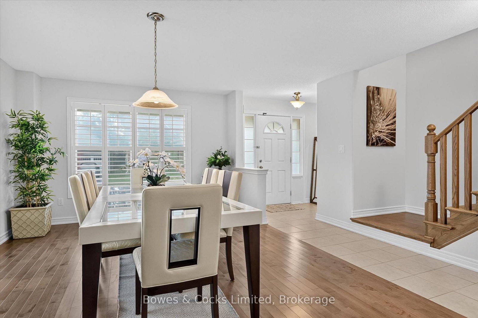 534 Grange Way • Peterborough, ON photo 5