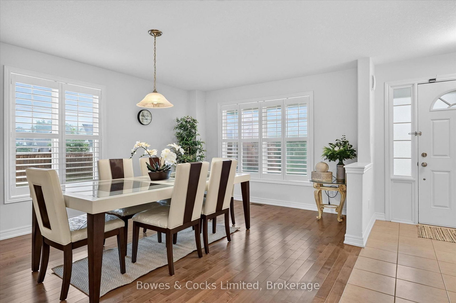 534 Grange Way • Peterborough, ON photo 6