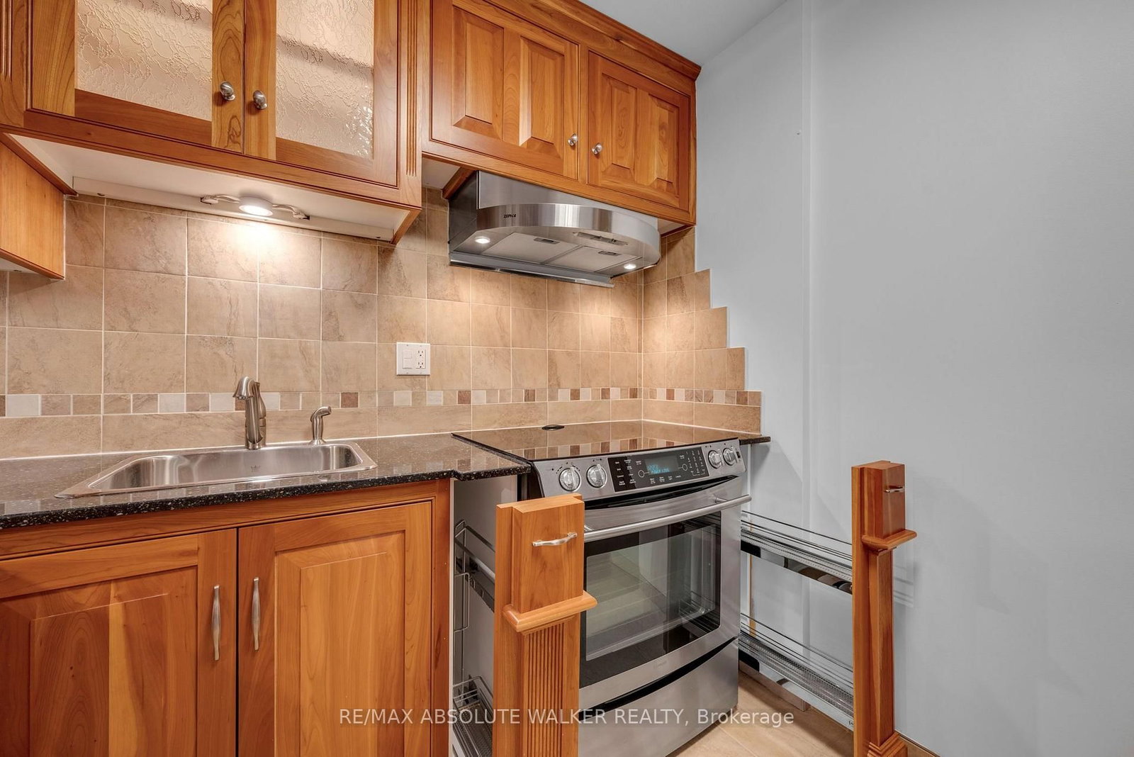 71 Somerset Street W • #1003 • Ottawa, ON photo 15