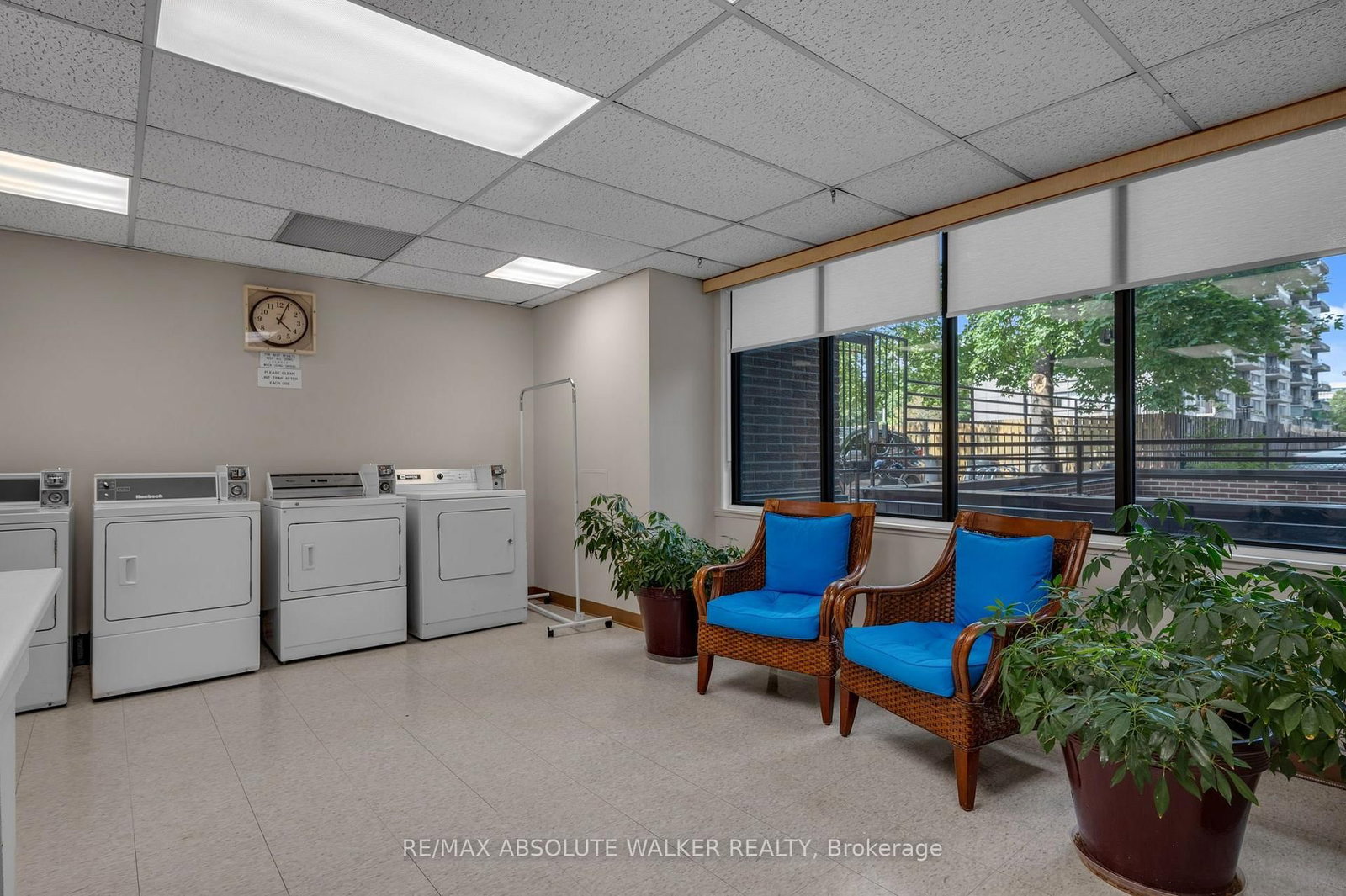 71 Somerset Street W, Unit 1003 - Photo 39