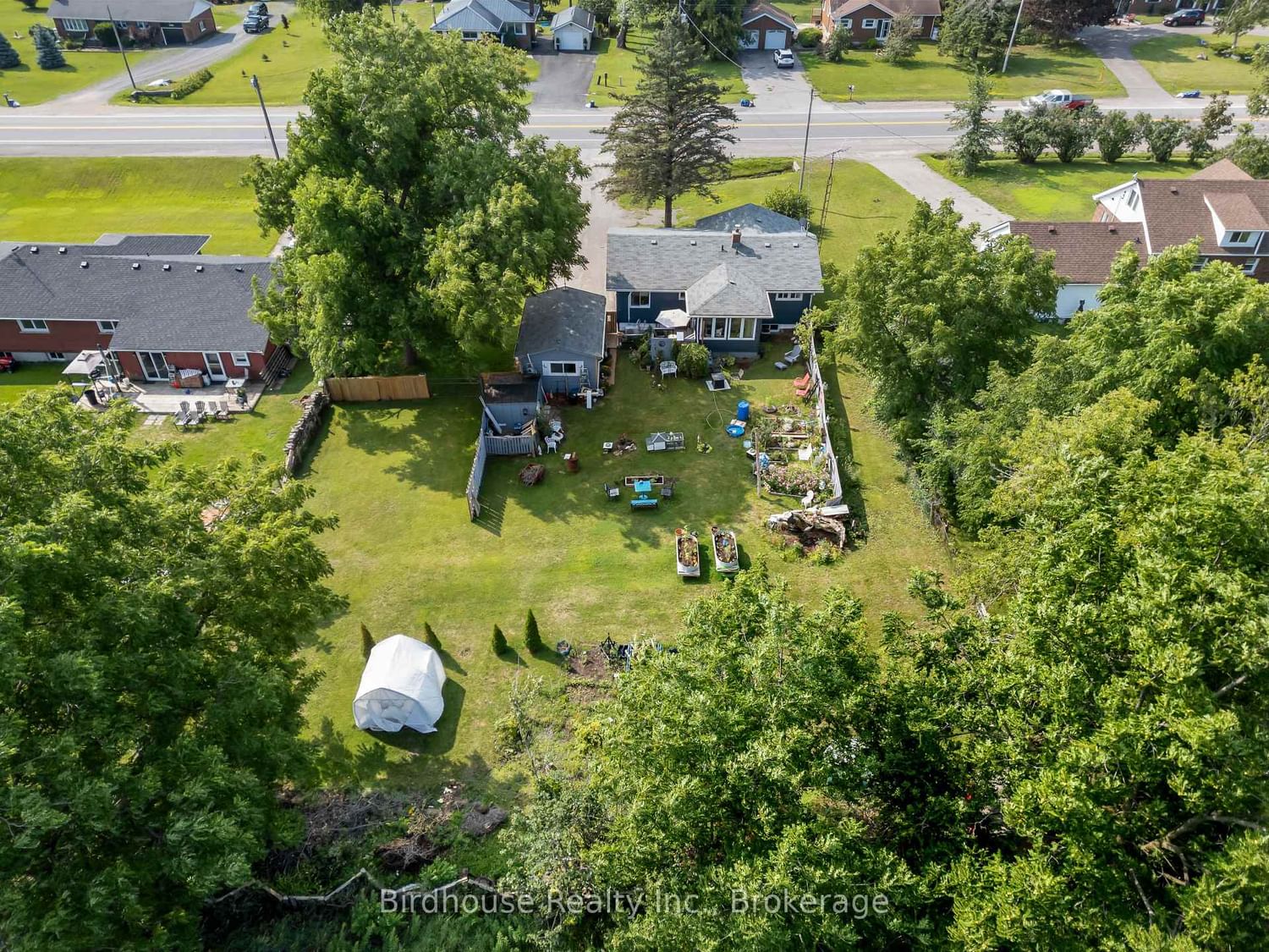 1499 Highway 7 - Photo 39