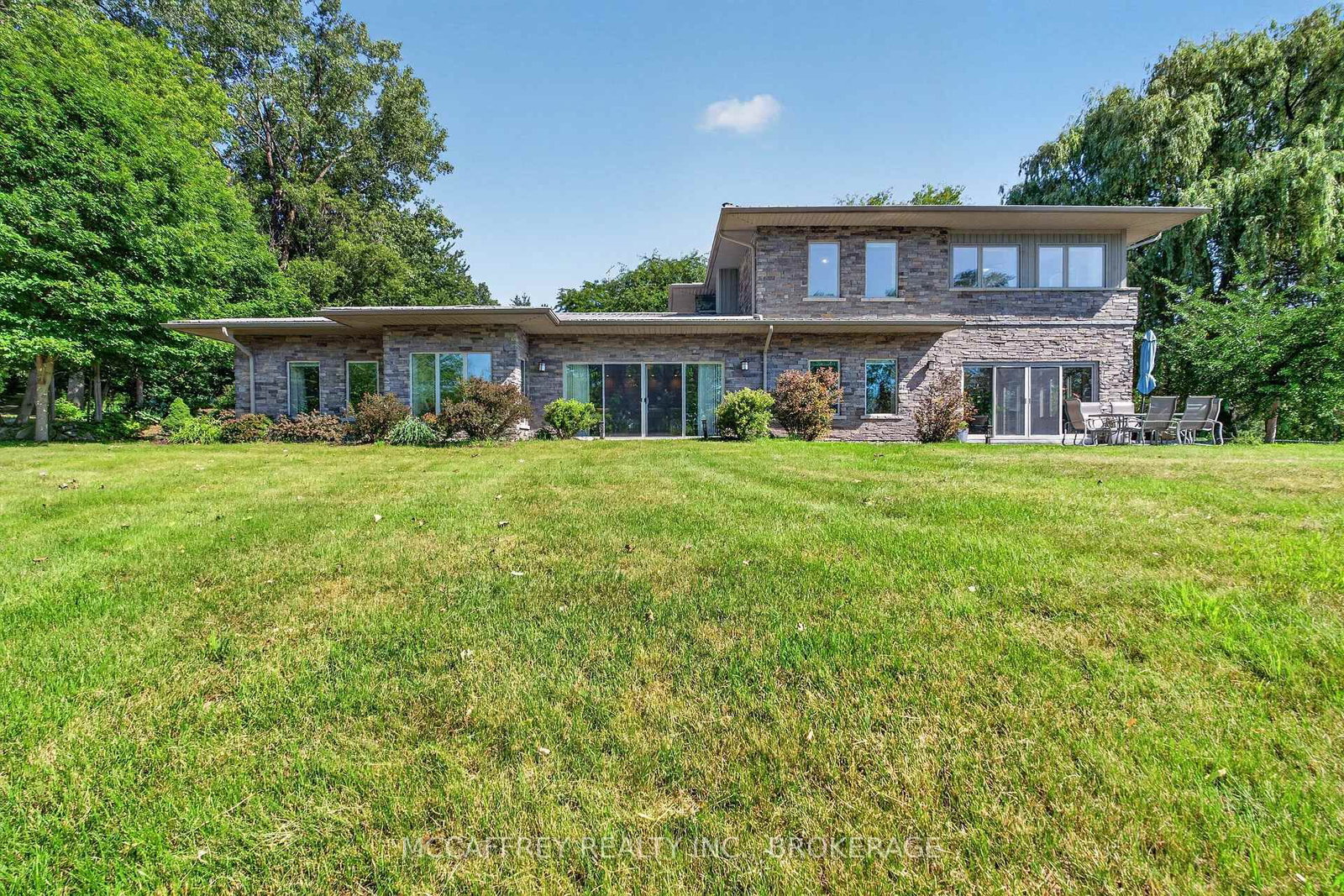 5255 County Road 9 • Napanee, ON photo 3