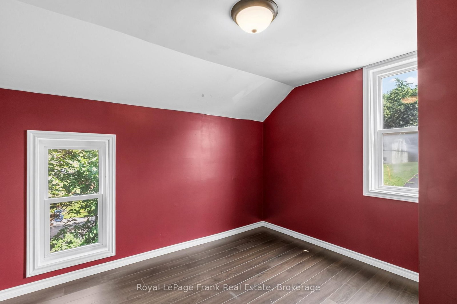 174 Elgin Street • Madoc, ON photo 15