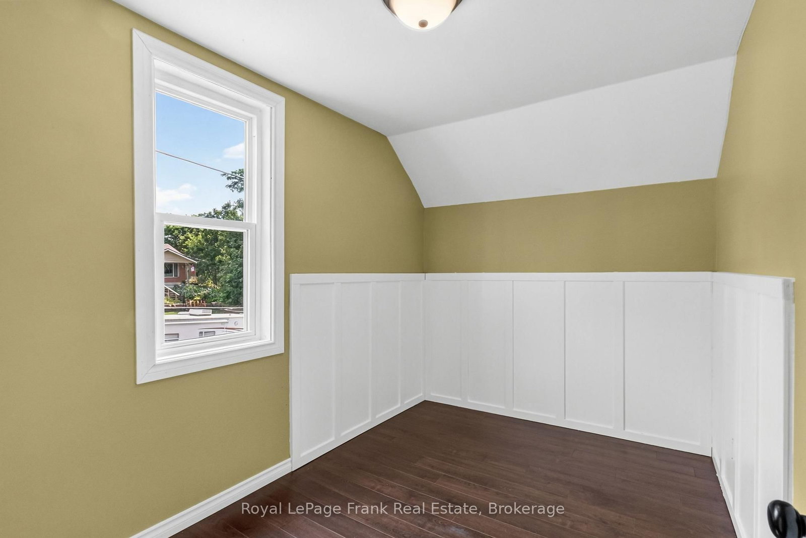 174 Elgin Street • Madoc, ON photo 17