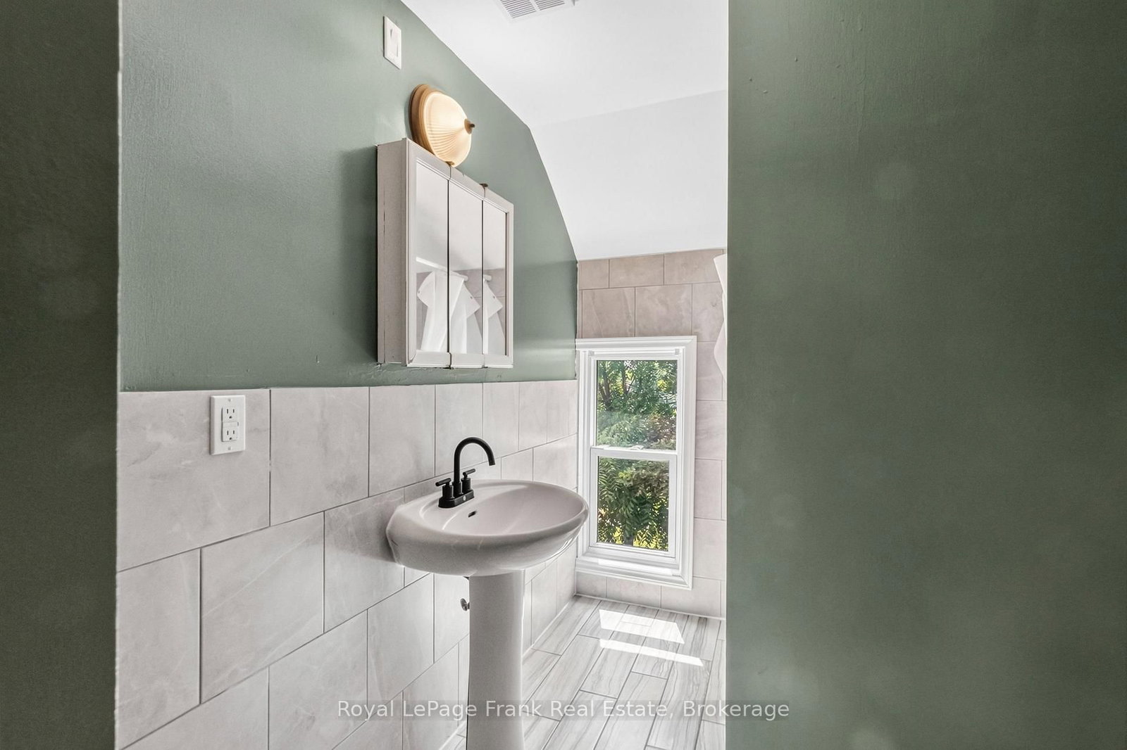 174 Elgin Street • Madoc, ON photo 18