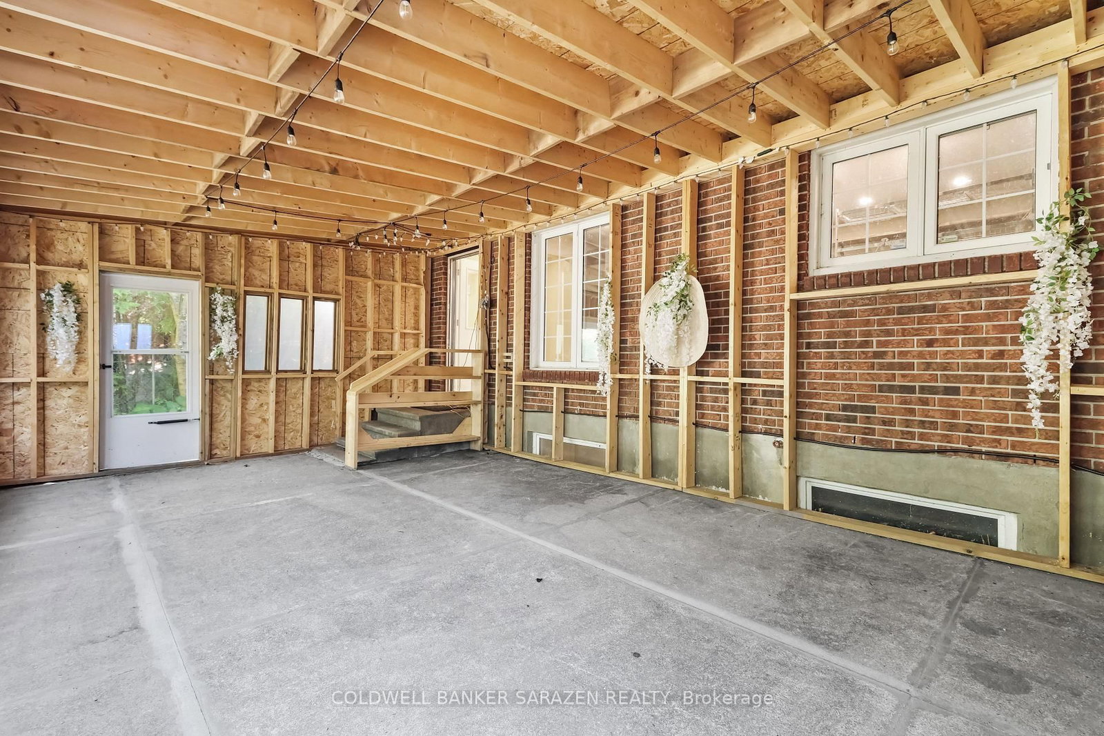 1035 PLANTE Drive • Ottawa, ON photo 35