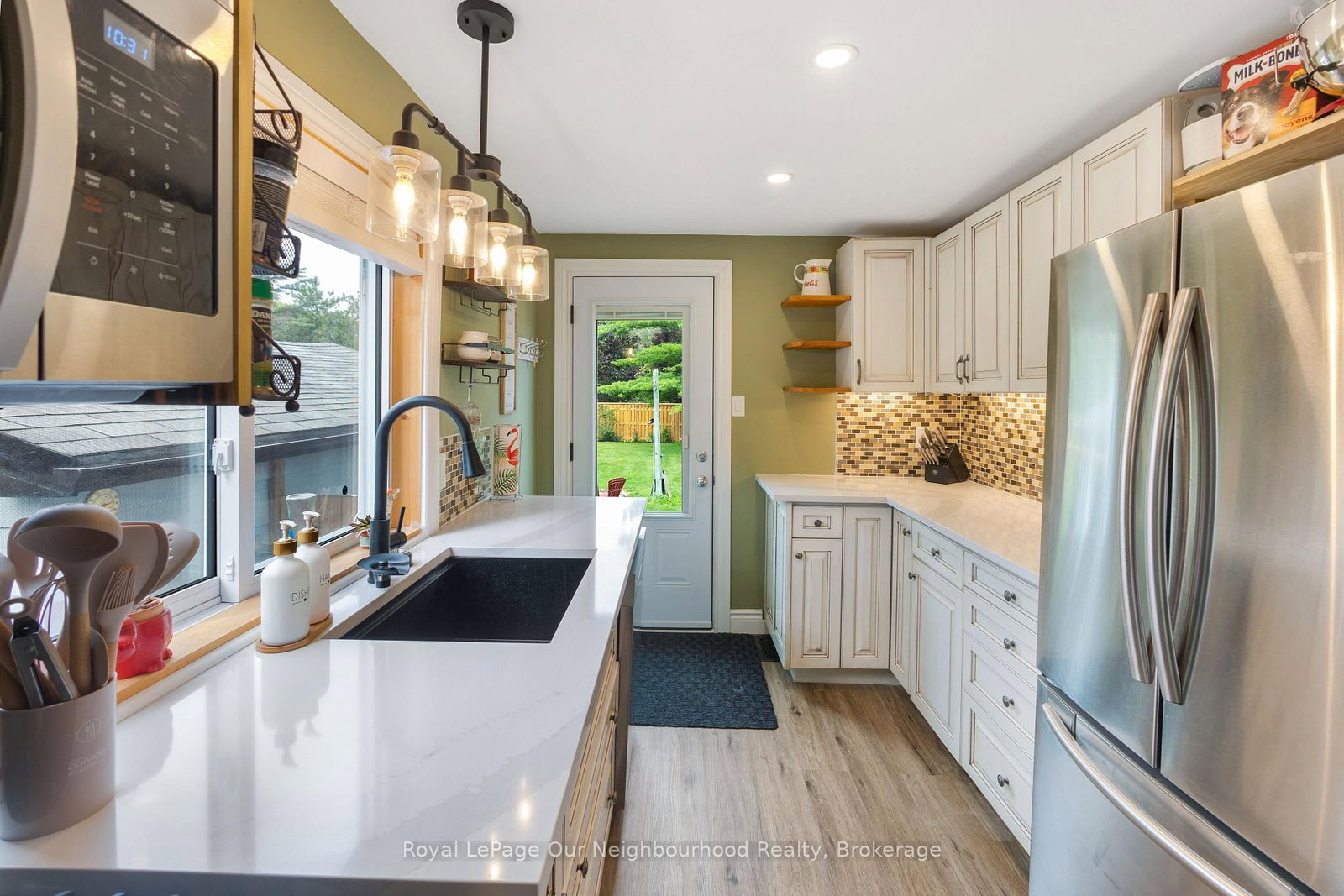 1397 Ontario Street • Cobourg, ON photo 4
