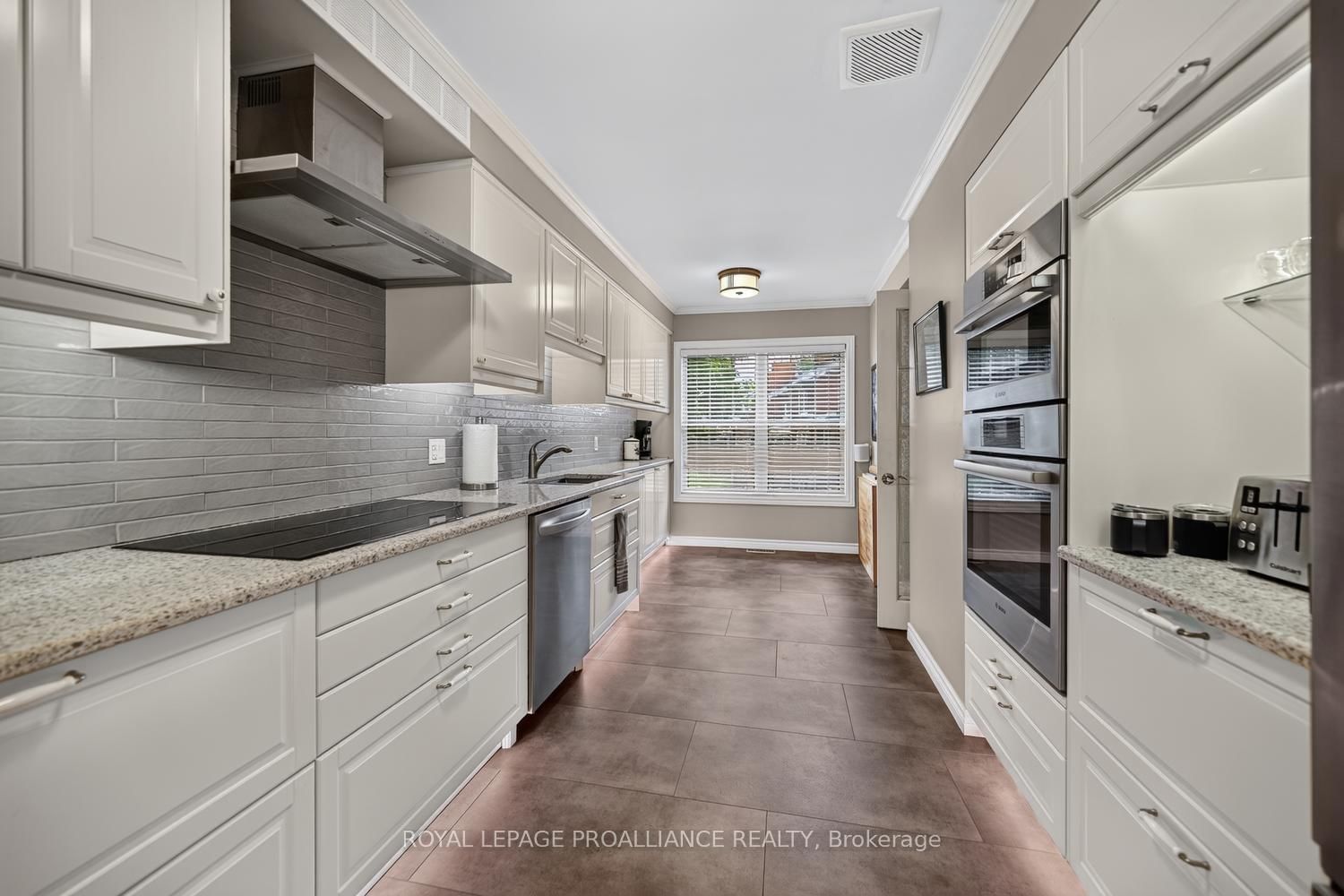 25 Country Club Place • Brockville, ON photo 14