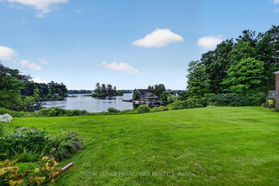 25 Country Club Place • Brockville, ON photo 4