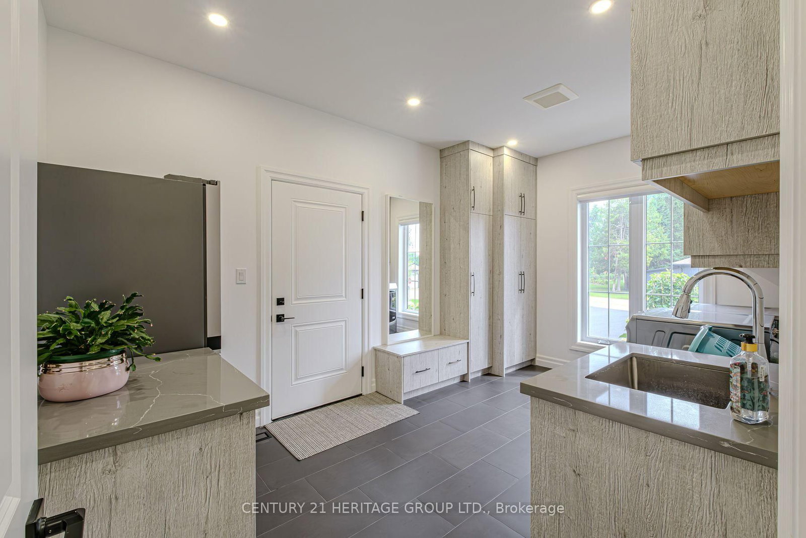 18 Bannister Street • Brant, ON photo 17