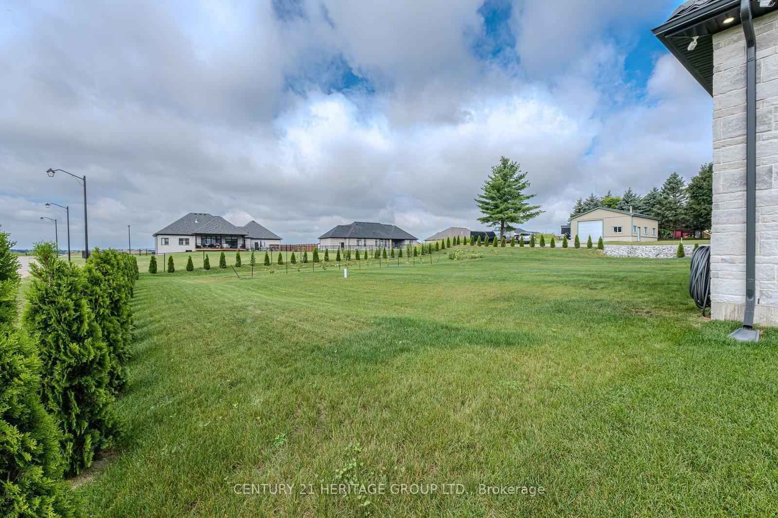 18 Bannister Street • Brant, ON photo 50