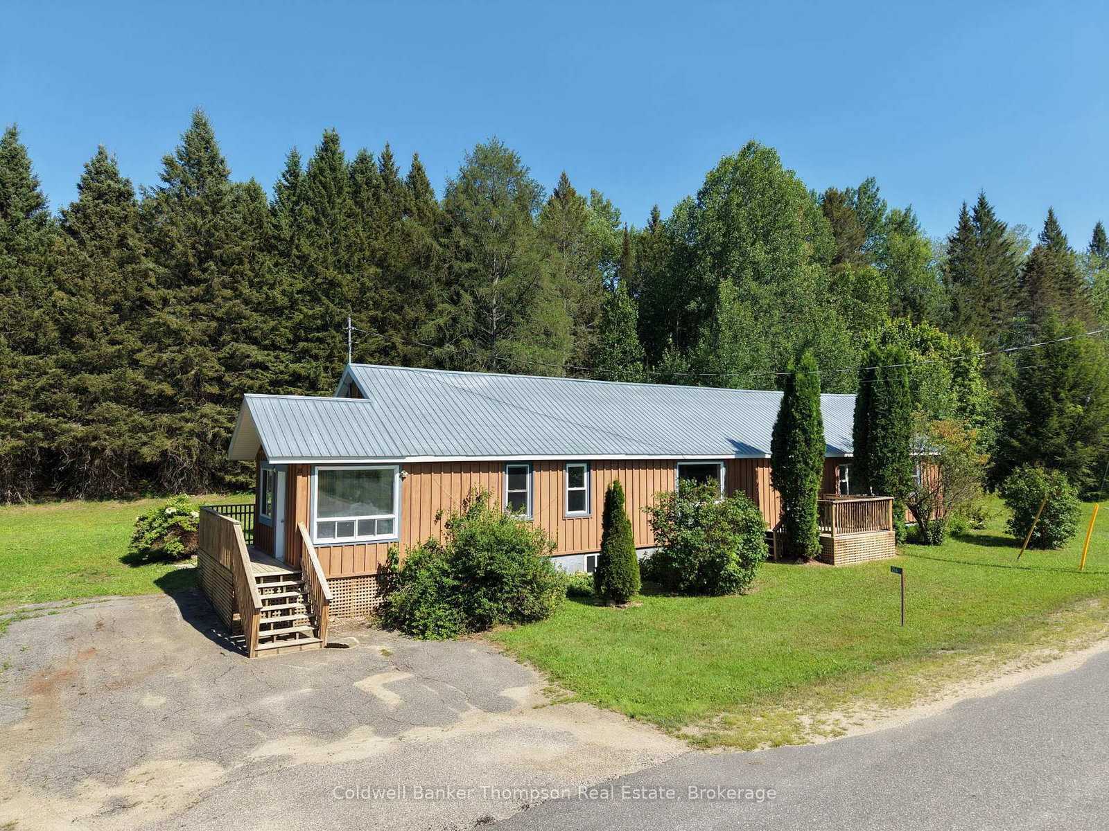 254 Main Street • Kearney, ON photo 1