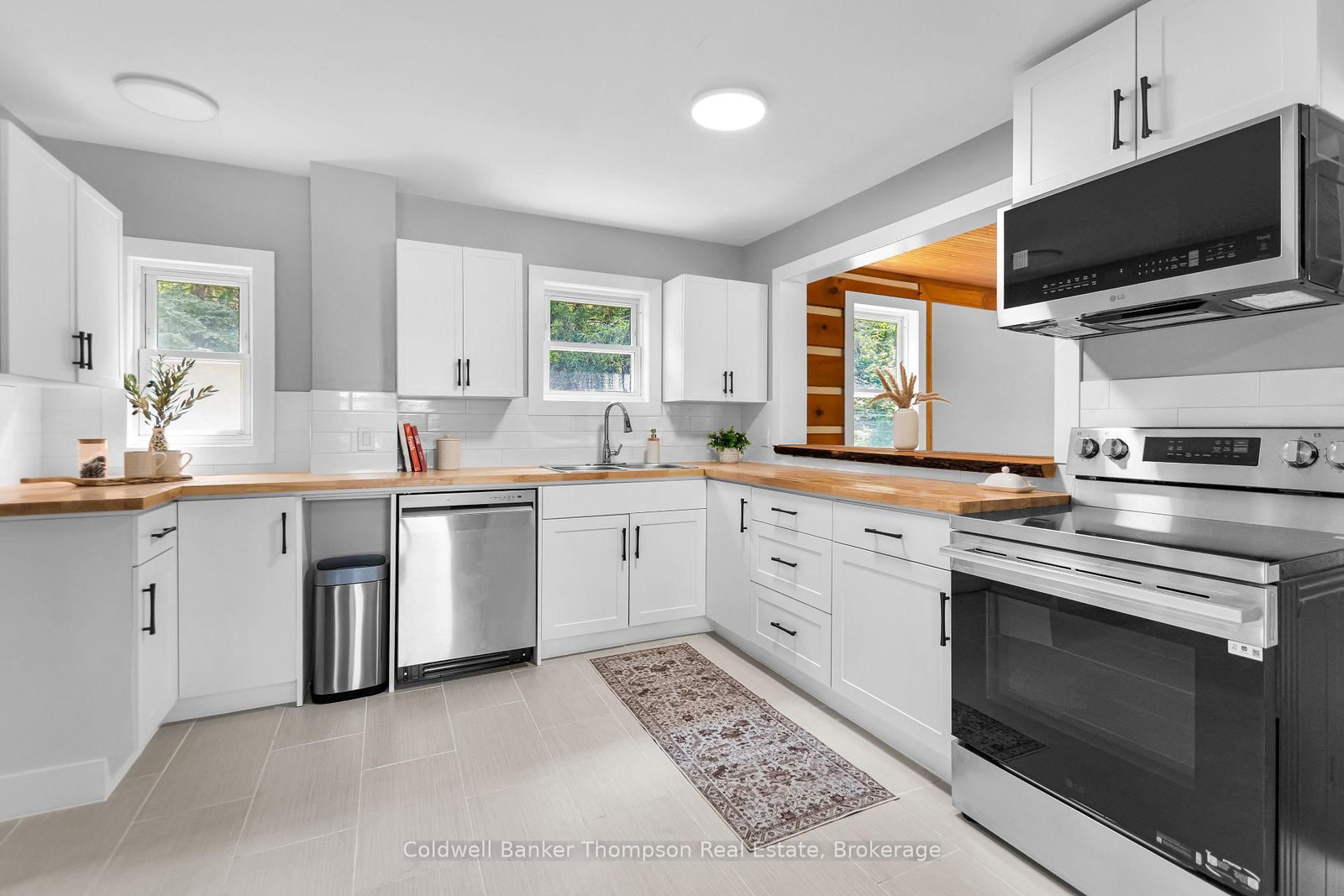254 Main Street • Kearney, ON photo 13