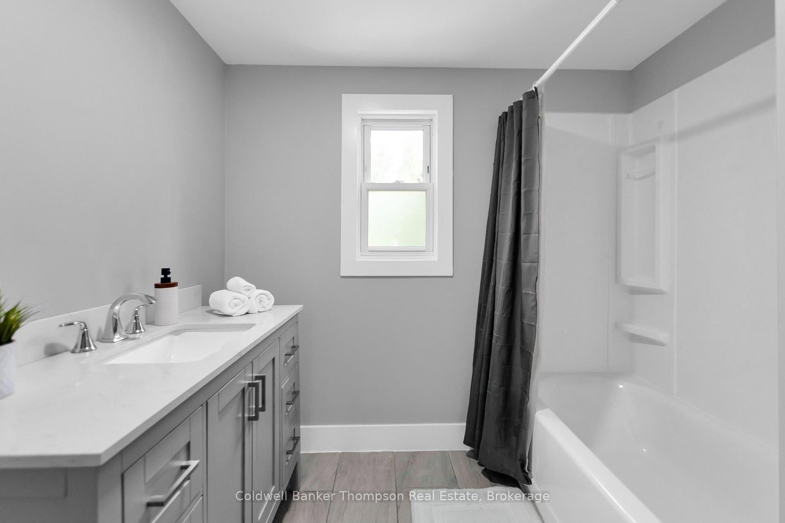 254 Main Street • Kearney, ON photo 16